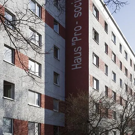 Pro-social * Berlin