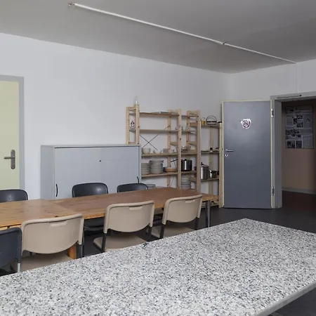 Hostel Pro-social